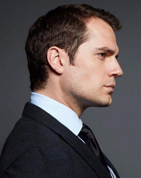 Pin By Sassy On Henry Cavill Portrait Henry Cavill Beautiful Men