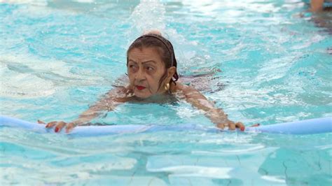 Senior Synchronized Swimming Videos and HD Footage - Getty Images