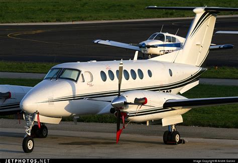 Cs Dpt Beechcraft B C King Air C Heliportugal Andr Garcez