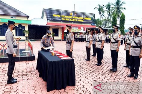 Kapolres Barito Utara Pimpin Sertijab Waka Dan Lima Pejabat ANTARA