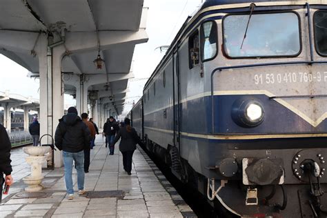 Biletele De Tren Se Scumpesc Cu 4 6 Ultima Scumpire A Avut Loc In