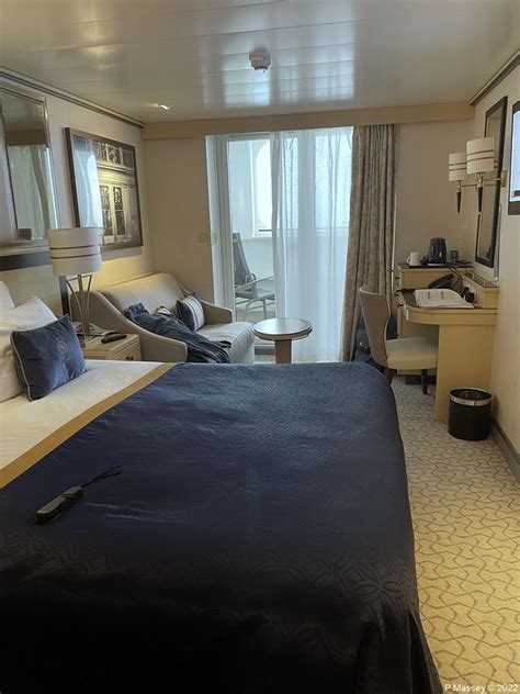 Hull Balcony Cabin Qm Oct Shipsnmoreships