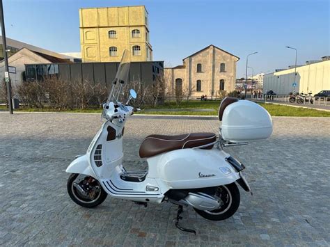 Vendo Vespa Gts 300 Super Hpe 2021 22 Usata A Milano Codice