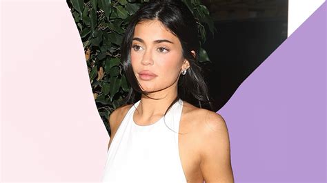 Kylie Jenner Stuns In A Very Un Kylie Jenner Corset Dress Glamour Uk