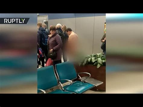 Naked Man Tries To Board Plane In Moscow Airport Siasat Pk Forums