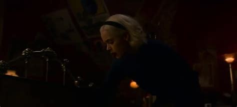 Yarn [purring] Chilling Adventures Of Sabrina 2018 S02e09