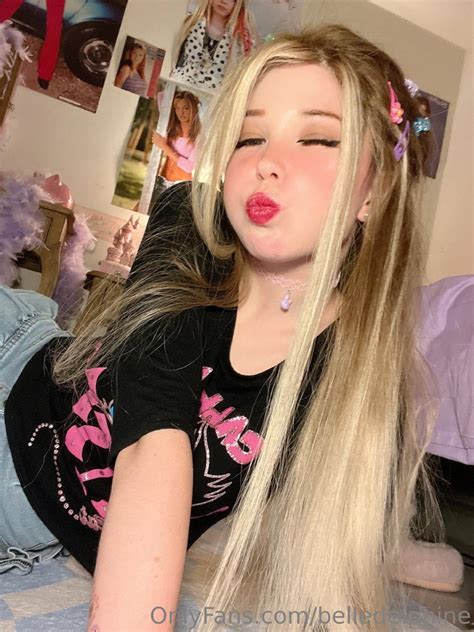 Belle Delphine Of Belle Delphine Nude Nostalgia Quest Onlyfans Video Leaked 29 Foto Pornô