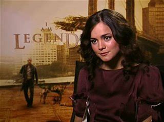 Alice Braga (I Am Legend) Interview 2007 | Movie Interview