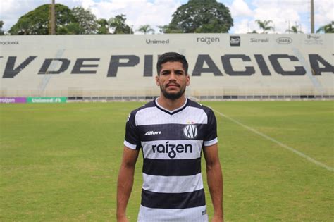 Jogo treino e reforço confirmado marcam último dia de trabalho do XV