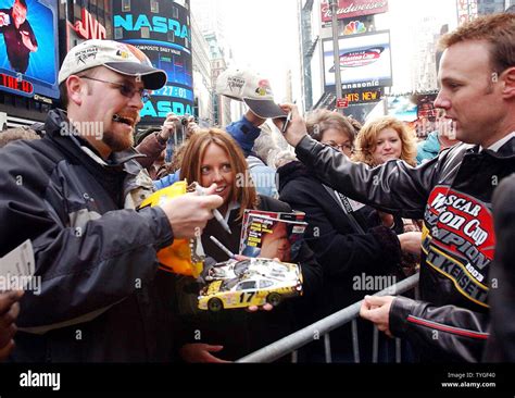 Matt Kenseth The Nascar Winston Cup Series Champion Greets Auto