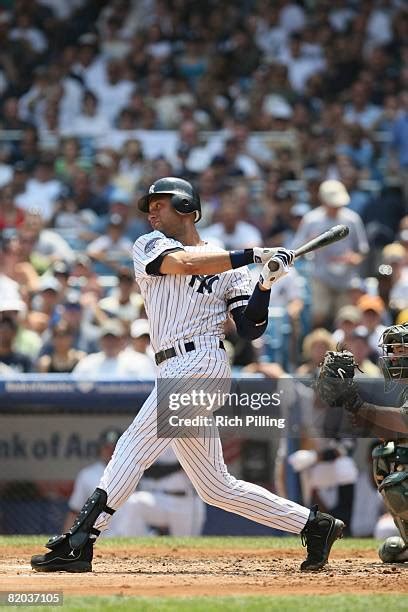 Derek Jeter Swing Photos and Premium High Res Pictures - Getty Images