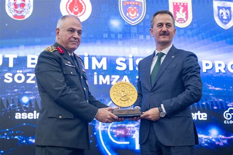 İmzalar resmen atıldı Çelik Kubbe için tarihi adım