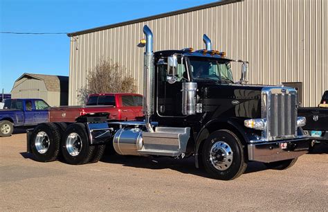 NEW DAYCAB HEADING OUT Peterbilt Of Sioux Falls