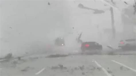 Watch Tornado In Palm Beach Gardens Florida Flips A Car Off The Road