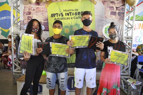 Estudantes Da Rede Municipal De Juazeiro Recebem Premia Es Por