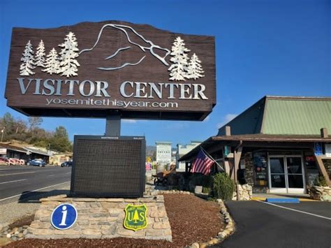 Oakhurst California The Southern Entrance To Yosemite Park Ranger John