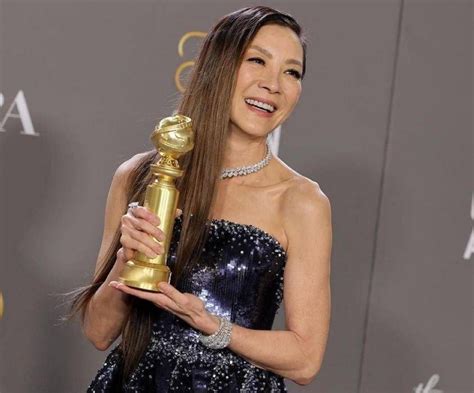 Michelle Yeoh subtly addresses her nationality following Golden Globes ...