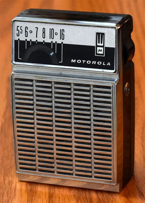 Vintage Motorola Transistor Radio Model X36e Am Band 6 Transistors Made In Usa Circa 1962