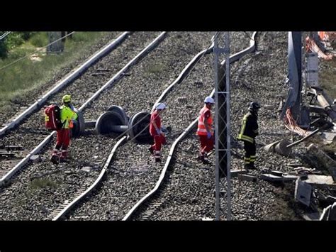 Treno Merci Deraglia A Parma Carri Sviati Titolare E Medway