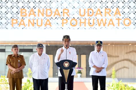 Jokowi Resmikan Bandara Panua Pohuwato Di Gorontalo Senilai Rp437