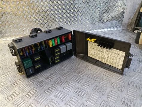 Ford Focus Mk Fuse Box M T A Bb Picclick Uk