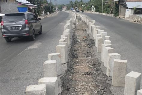 Pembangunan Dua Ruas Jalan Nasional Di Abdya Berlanjut Antara