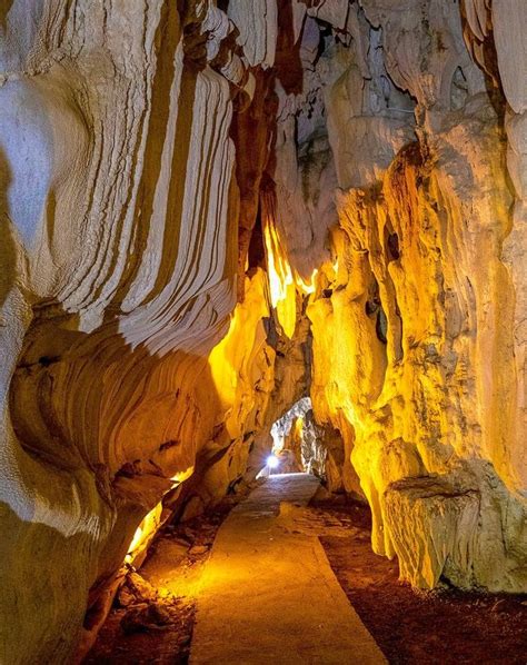 Trung Trang Cave | CruiseInHalongBay.com