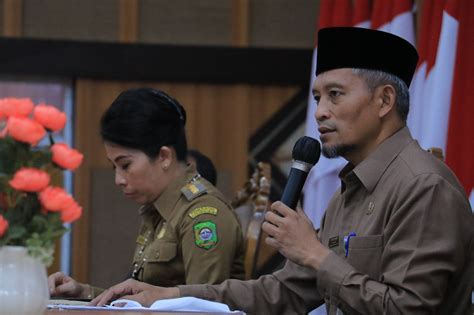 Pemkot Pengelolaan Pasar Di Pekanbaru Jadi Rujukan Pemko Singkawang