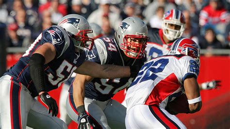 Mike Vrabel Voted Into Patriots Hall Of Fame Bill Parcells Left Out