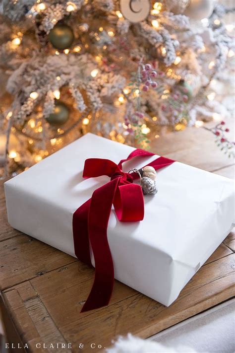 20 of the Most Beautiful Holiday Gift Wrapping Ideas!