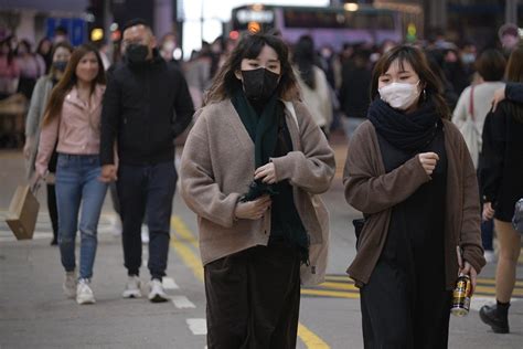 冷鋒襲港｜天文台：下午有驟雨及雷暴 周五降至19度 星島日報