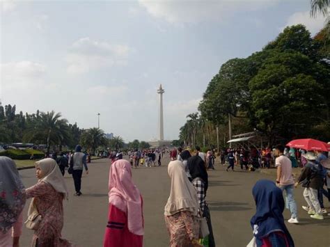 Ribu Orang Kunjungi Monas Hari Kedua Lebaran Okezone Megapolitan