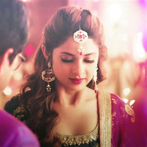 Pin By Khoobsurat Zindagixf On Jenny Jennifer Winget Glamour Jennifer