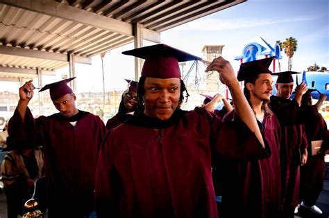 Norco prison inmates earn college degrees — and fresh starts – Daily Bulletin