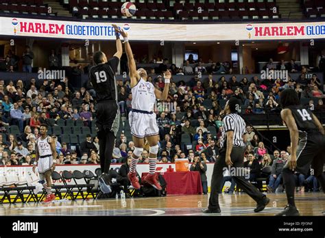 Calgary Ab Canada 3rd Mar 2016 The Famous Harlem Globetrotters