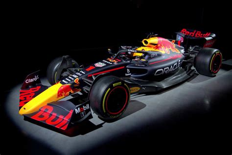 Red Bull Zeigt Showversion Des Neuen Autos F Insider