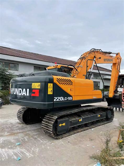 Original Korea Secondhand Excavator 22 Ton Hyundai 220LC 9s Crawler