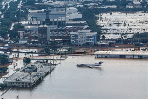 Aeroporto Internacional De Porto Alegre Deve Ficar Fechado Mais 10 Ou