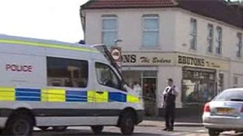 Arrest After Suspected Armed Robbery At Grangetown Cardiff Bbc News