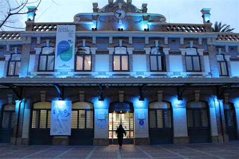 Aguas De Murcia Se Ilumina De Azul Por El D A Internacional Del S