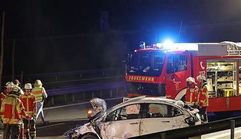 Piding Bischofswiesen Zeitgleiche Unfälle Kleinwagen überschlägt sich