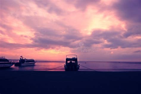 Sunrise on Sanur Beach Bali Editorial Image - Image of beach, nature ...