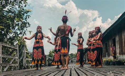 Komunikasi Lintas Budaya Pengertian Dan Hambatan Buku Deepublish