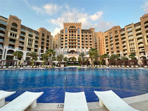 部屋レポThe St Regis Marsa Arabia Island The Pearl Qatarブログ宿泊記をチェック