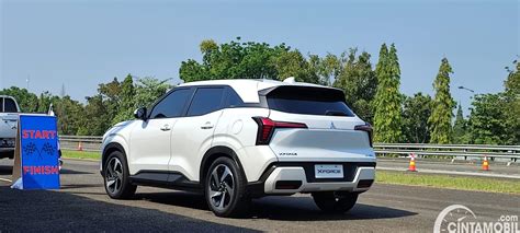 First Drive Mitsubishi XFORCE Ultimate 2023 Rival Beneran