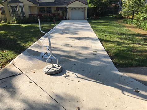 The Concrete And Driveway Sealing Pros Rock Solid Seal