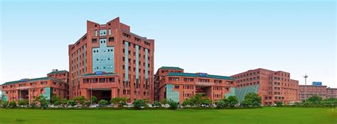 Sharda University Su Greater Noida Admission Courses Fees