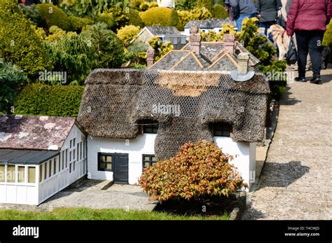 Godshill Model Village Isle Of Wight Stock Photo Alamy