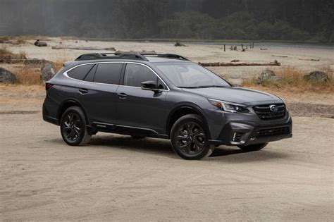 2020 Subaru Outback Pictures 575 Photos Edmunds