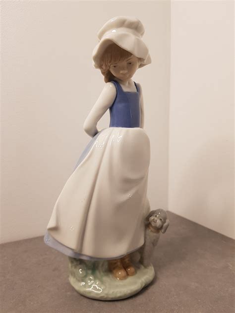 Lladro Serie Nao Nao Lladro G Porzellan Figur M Dchen Mit Hund